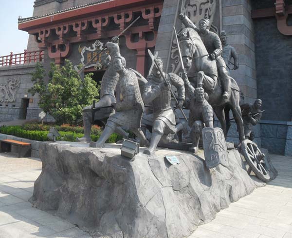 蕪湖砂巖雕塑簡(jiǎn)述其特點(diǎn)都有什么